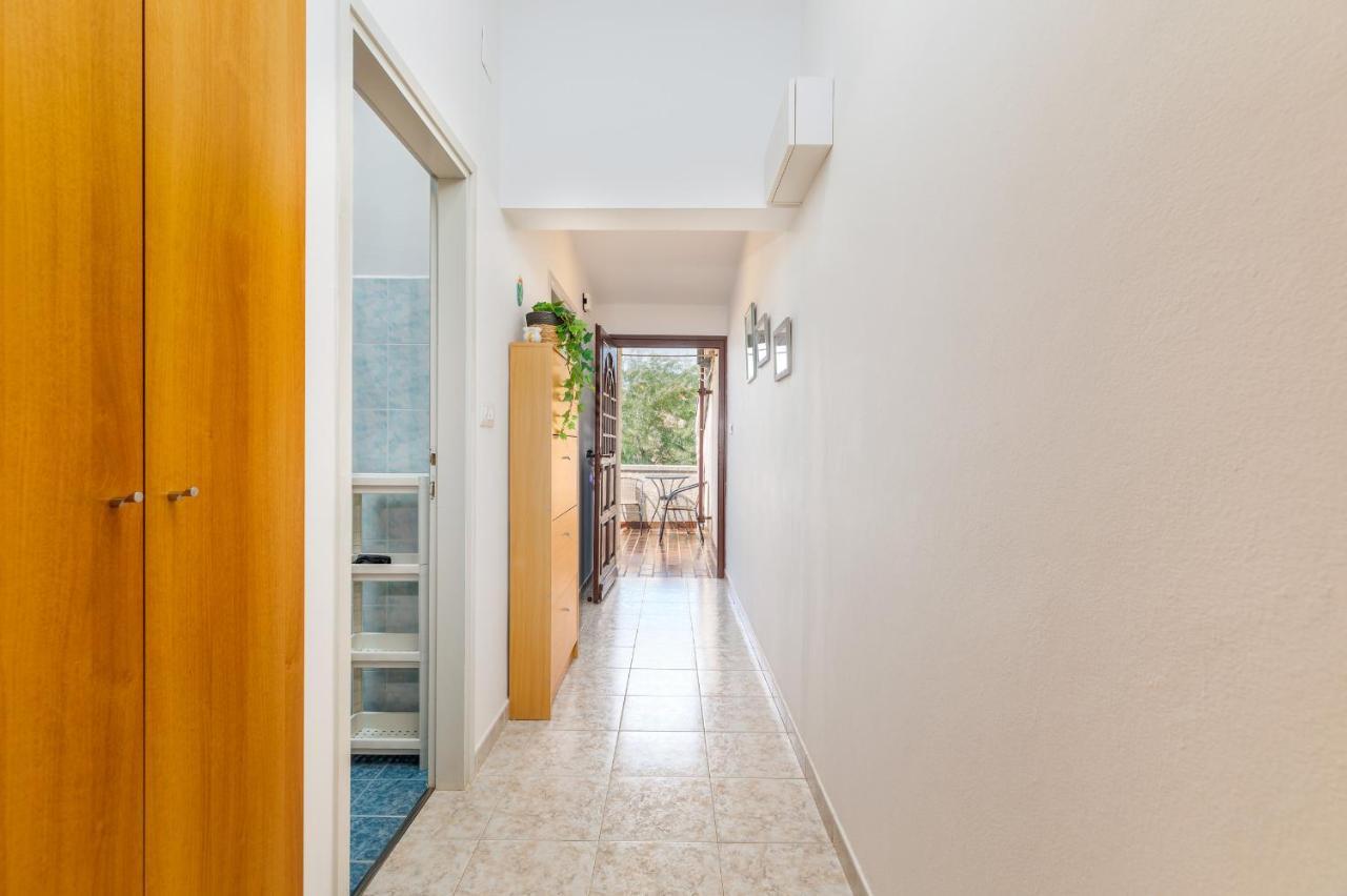 Apartment Tesic Close To The Sea With Shared 4Xbicycles Fažana Екстериор снимка