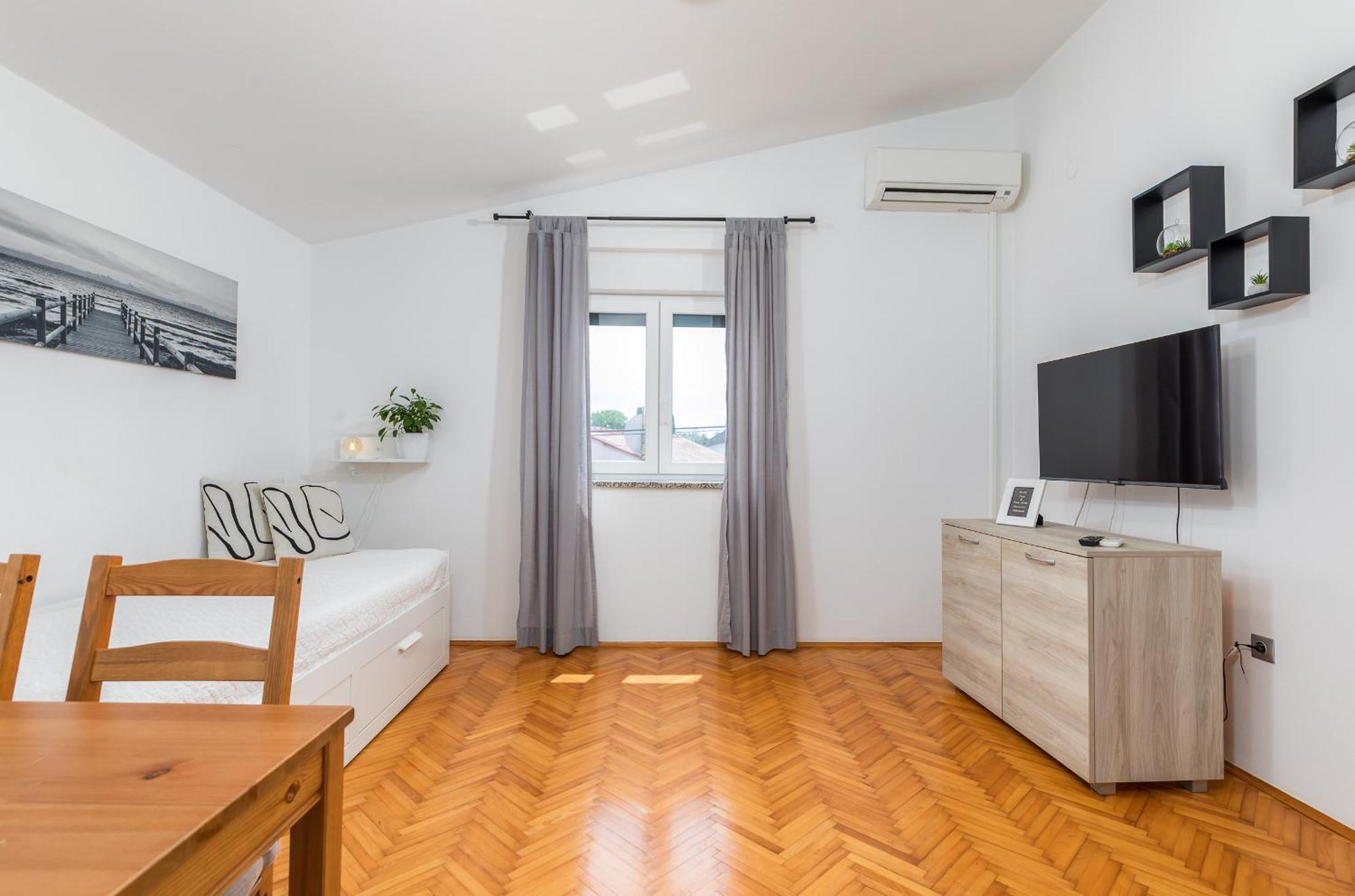 Apartment Tesic Close To The Sea With Shared 4Xbicycles Fažana Екстериор снимка