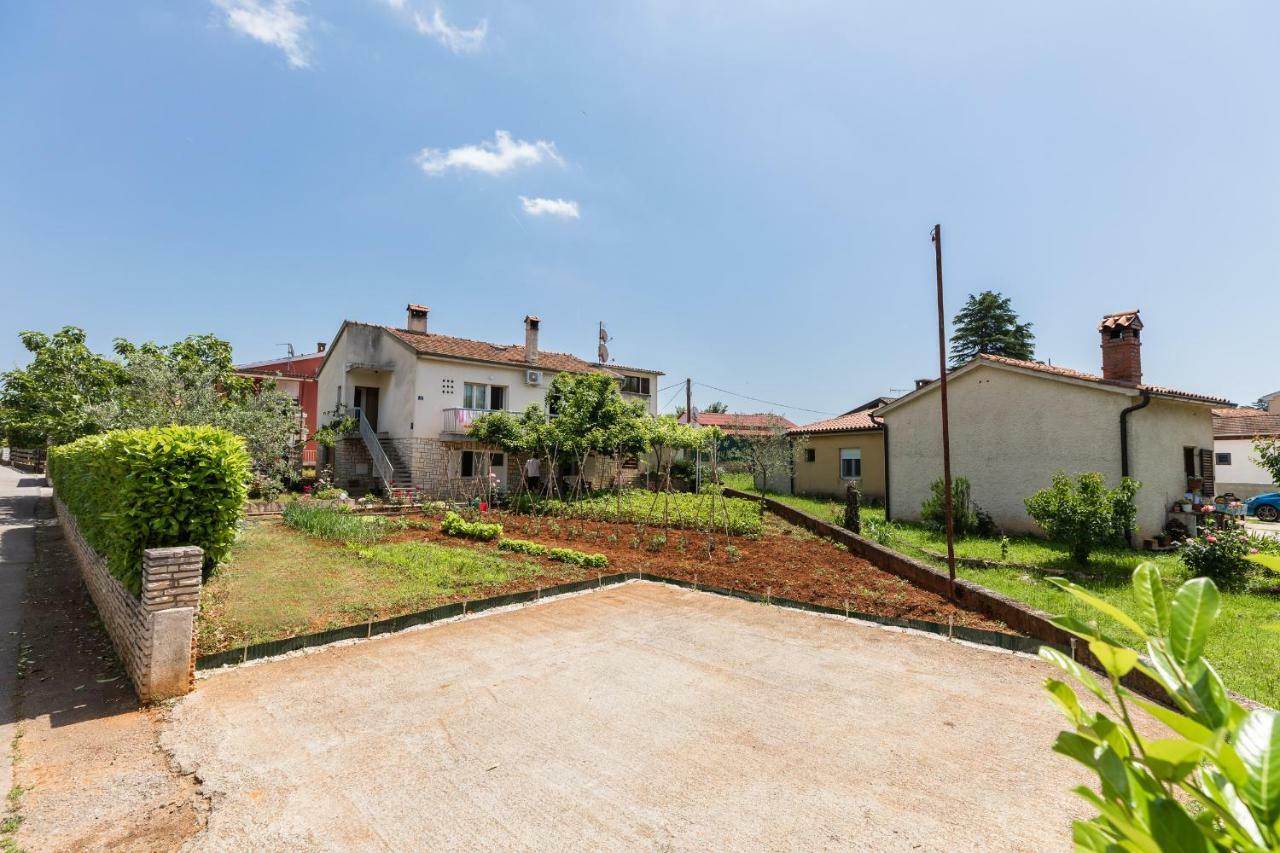 Apartment Tesic Close To The Sea With Shared 4Xbicycles Fažana Екстериор снимка